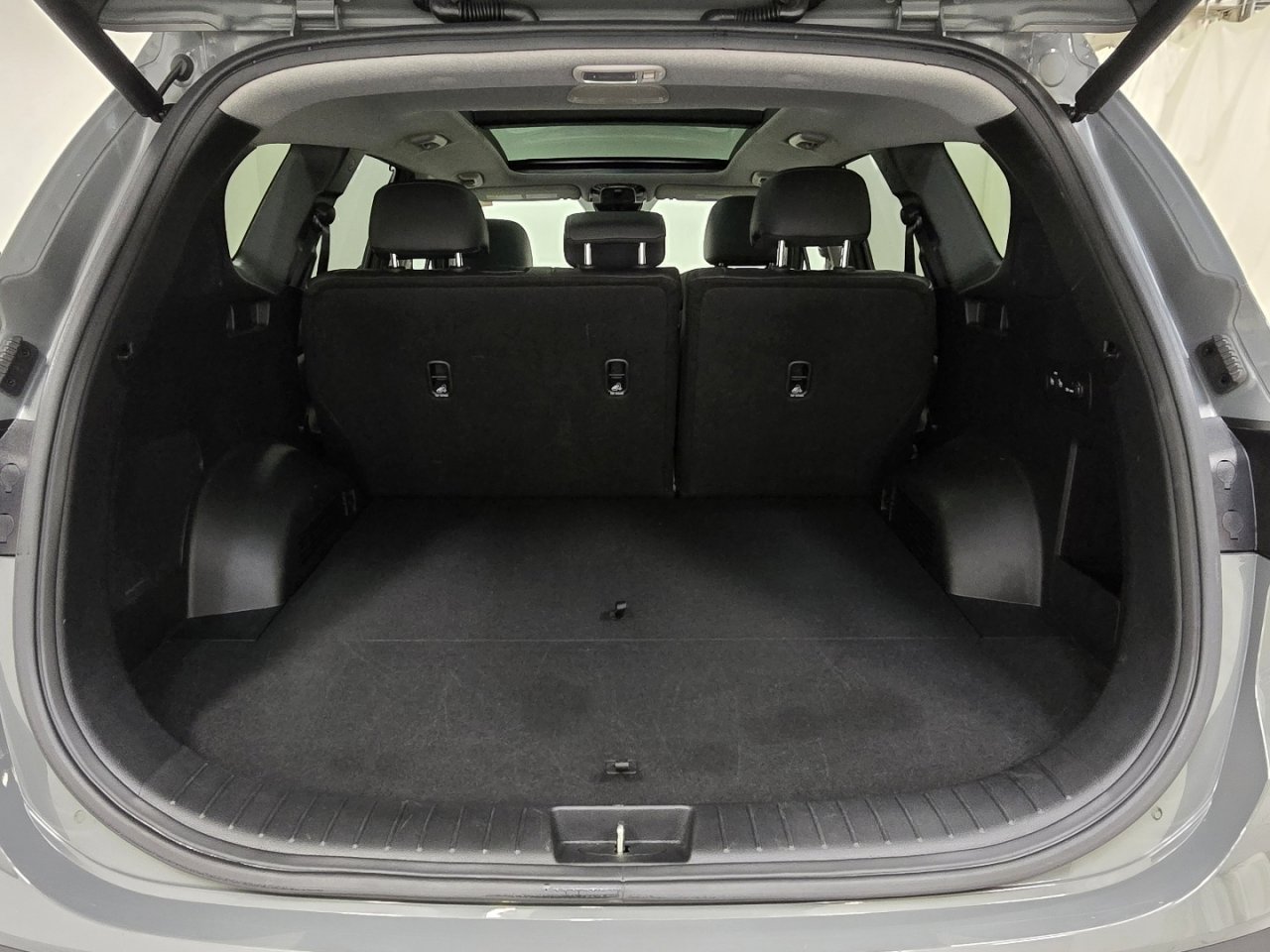 Used 2023 Hyundai Santa Fe Limited image 18