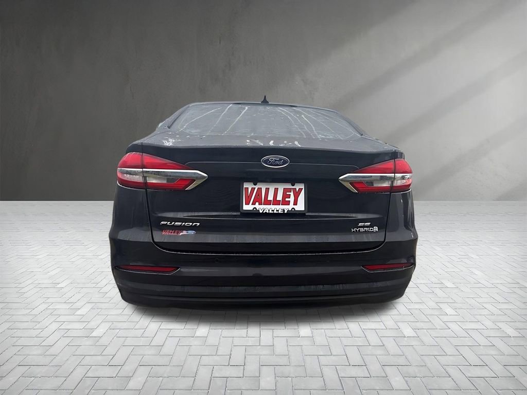 Used 2019 Ford Fusion SE image 6