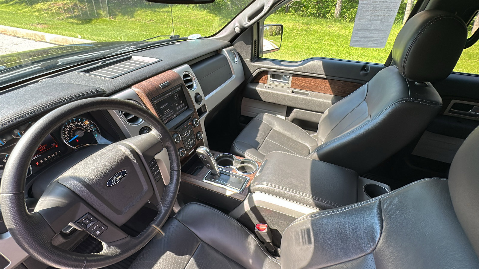 Used 2013 Ford F150 Lariat w/ Mid Equipment Group AWD/4WD image 23