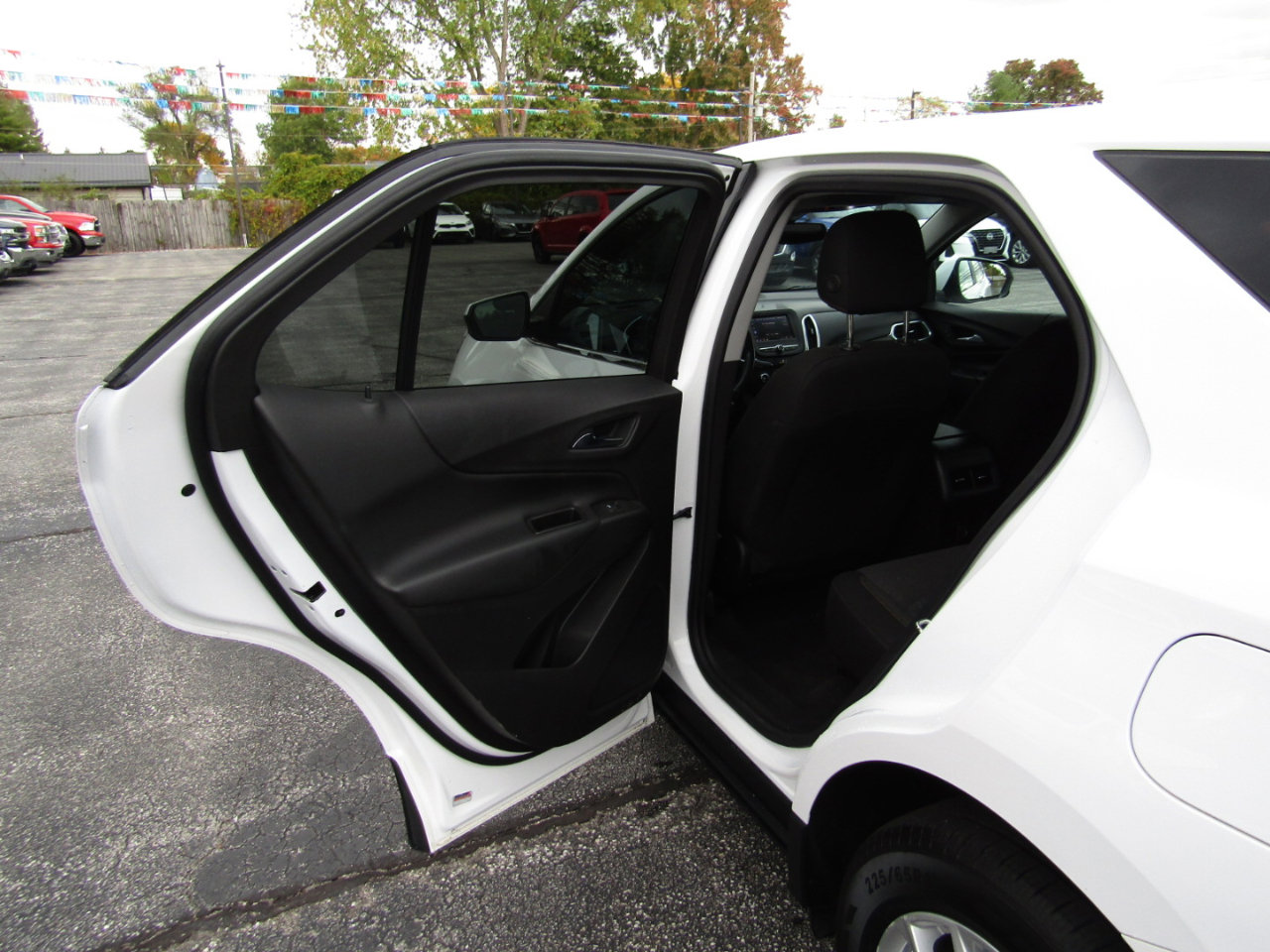 Used 2022 Chevrolet Equinox LT image 19