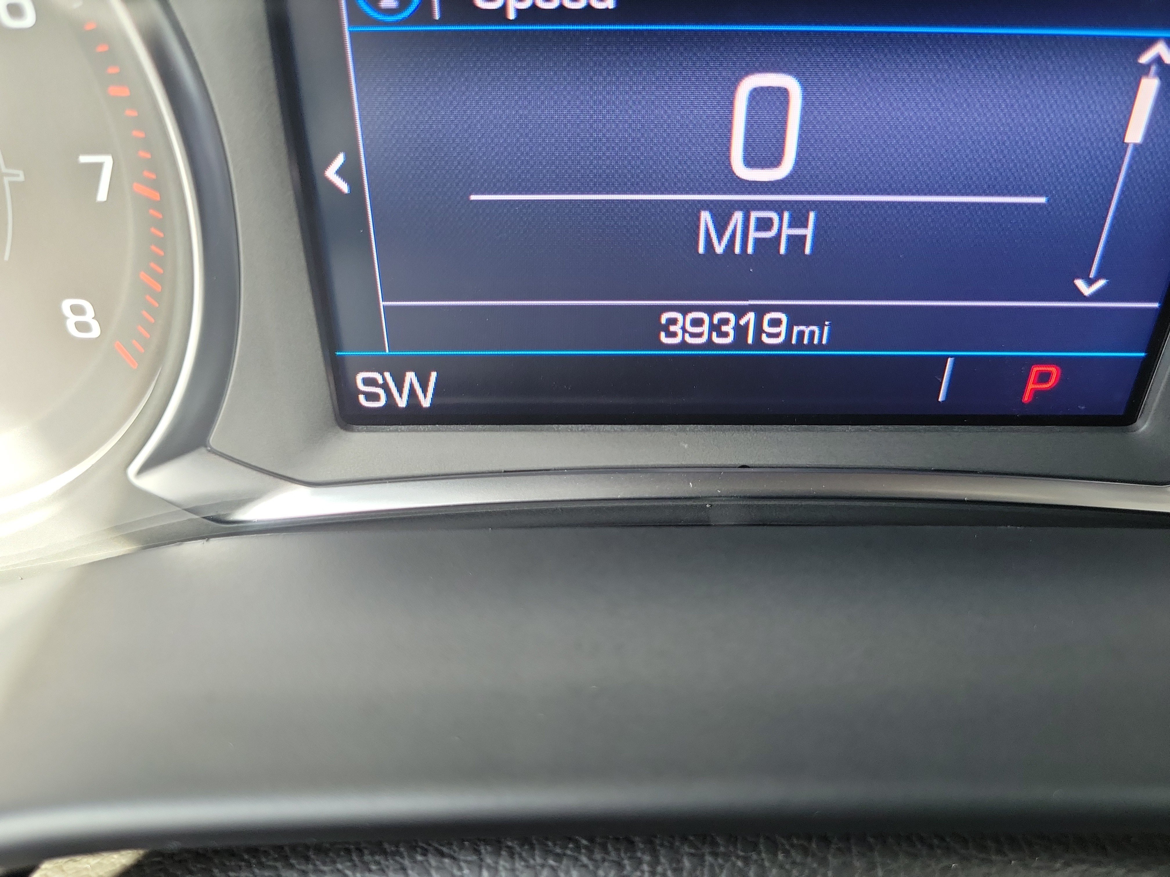 Used 2023 GMC Acadia SLE w/ Driver Convenience Package FWD image 29