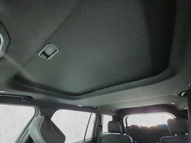 Used 2025 Jeep Grand Cherokee L Laredo w/ Luxury Tech Group I RWD image 14