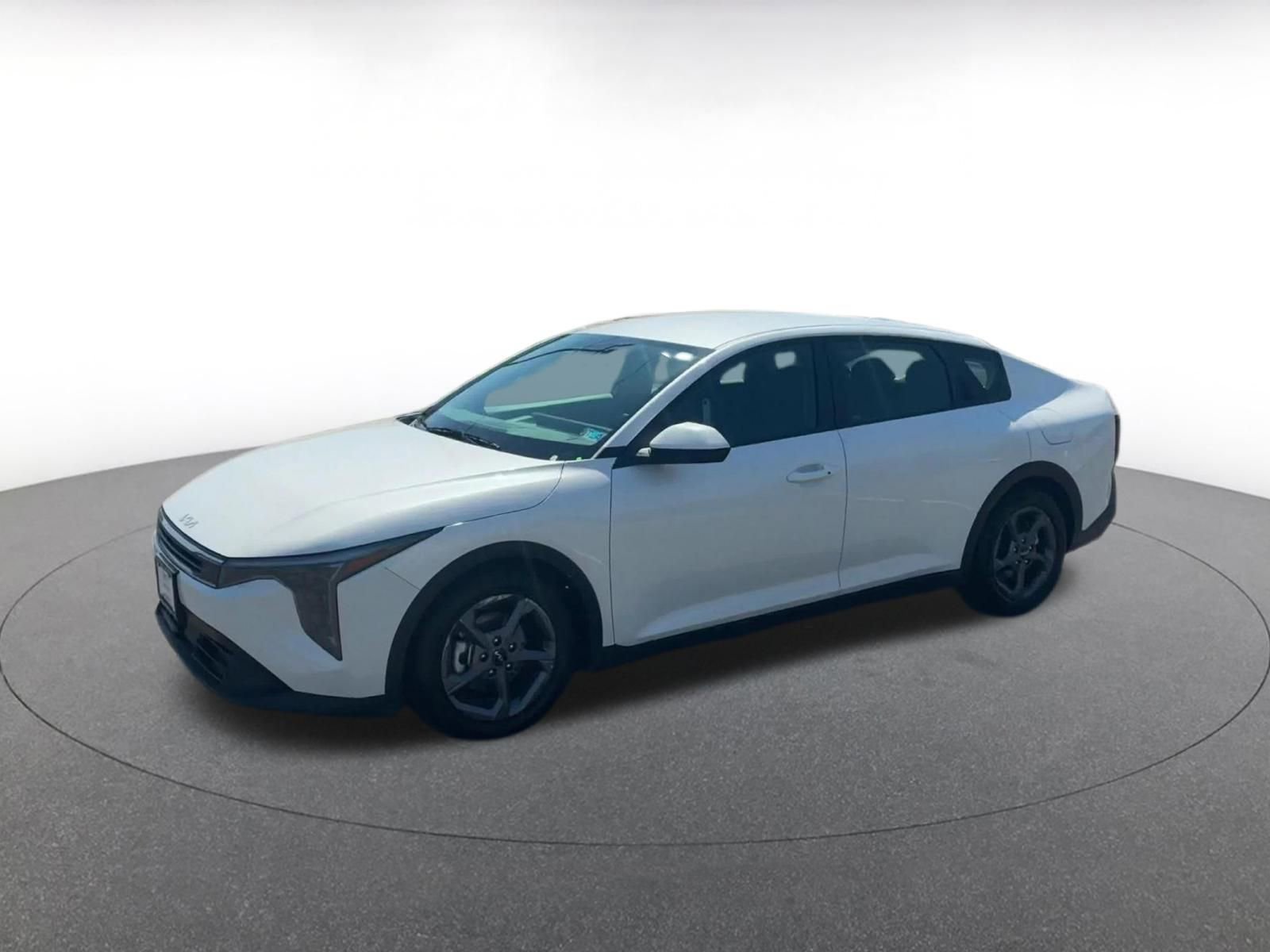 Used 2025 Kia K4 FWD image 8