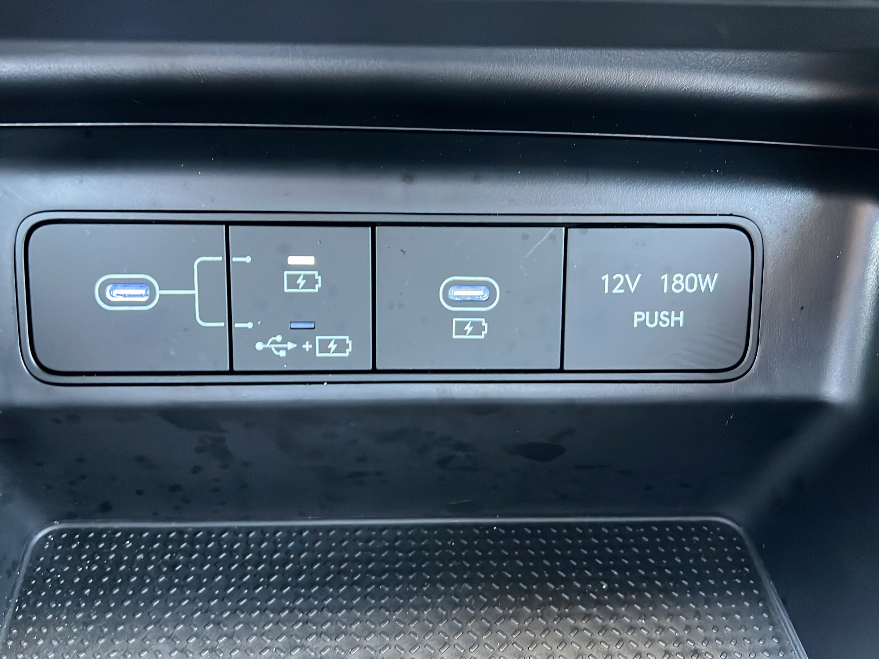 Certified 2025 Hyundai Santa Cruz SEL FWD image 17