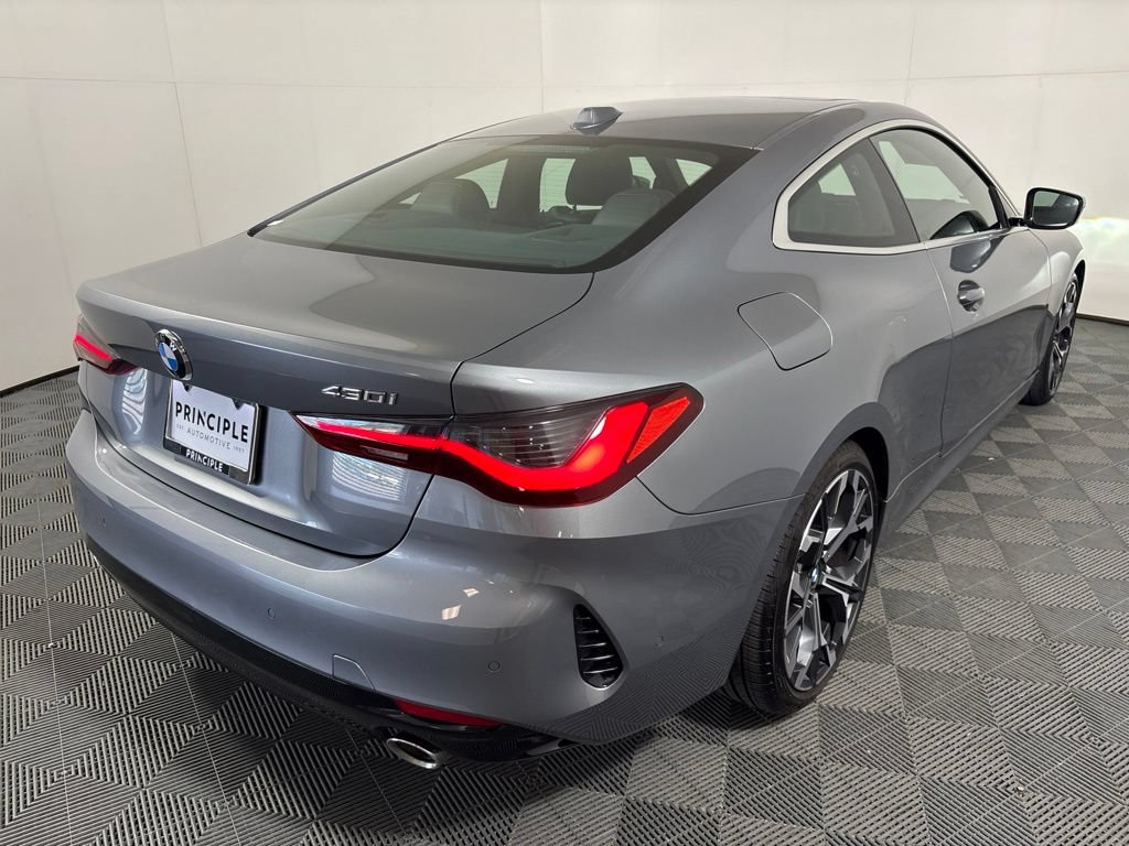 Certified 2026 BMW 430i Coupe w/ Parking Assistance Package RWD image 5