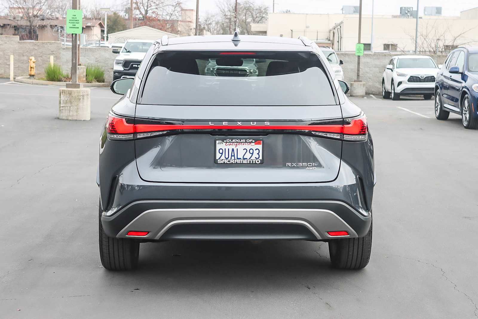 Certified 2025 Lexus RX 350h image 3