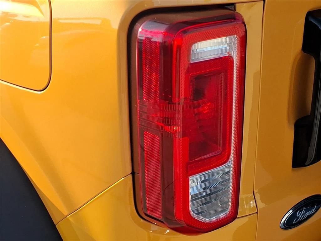 Used 2022 Ford Bronco 4-Door AWD/4WD image 12