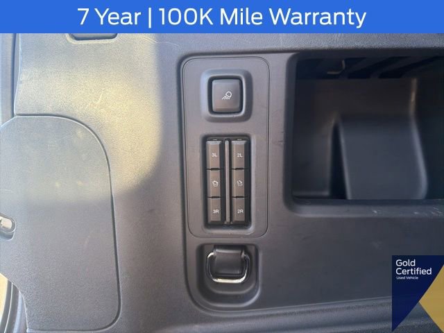 Used 2025 Ford Expedition Active AWD/4WD image 17