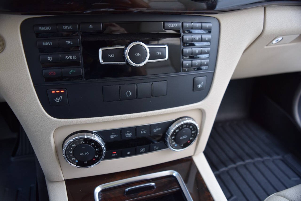 Used 2013 Mercedes-Benz GLK 250 BlueTEC 4MATIC image 56