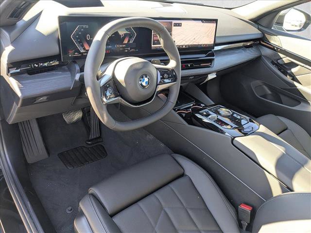 Used 2026 BMW 530i image 3