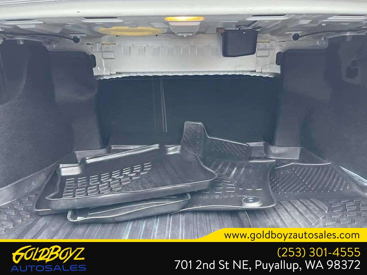 Used 2018 Toyota Camry XSE image 36