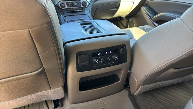 Used 2018 Chevrolet Tahoe Premier AWD/4WD image 21