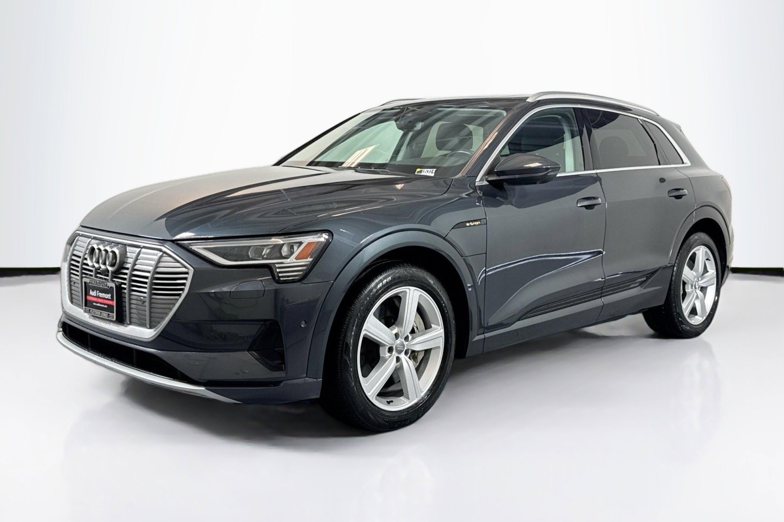 Used 2019 Audi e-tron Premium Plus w/ Cold Weather Package