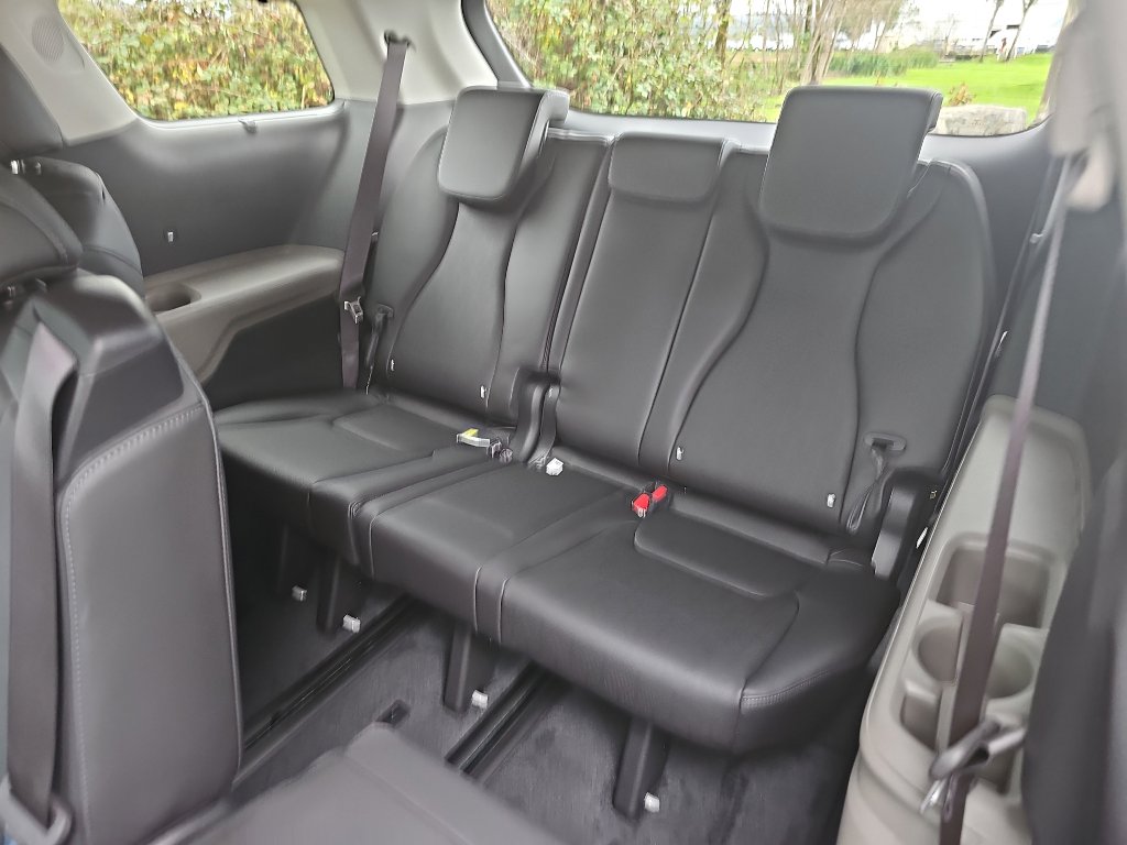 New 2026 Kia Carnival EX image 24