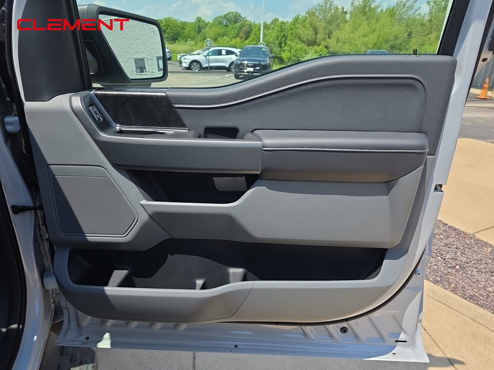 New 2025 Ford F150 Lightning XLT image 28