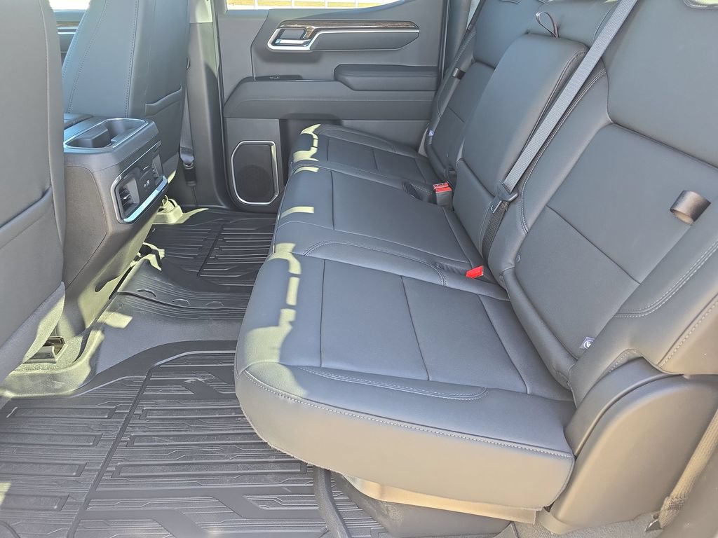 New 2026 GMC Sierra 1500 Elevation w/ Elevation Premium Package AWD/4WD image 14