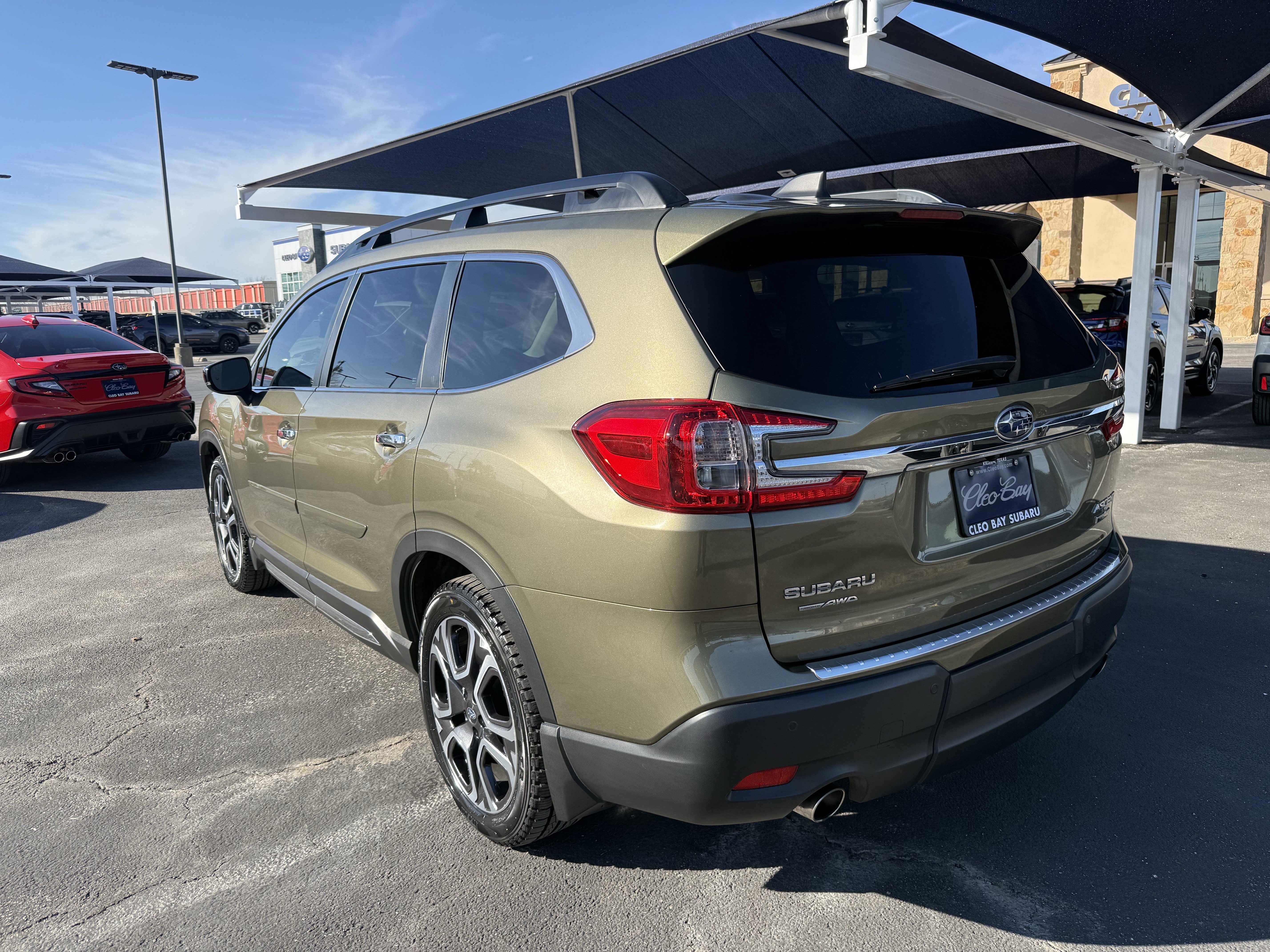 Certified 2024 Subaru Ascent Touring w/ Popular Package #2 image 5