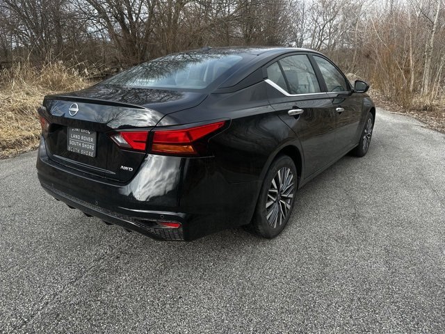 Used 2025 Nissan Altima 2.5 SV image 5