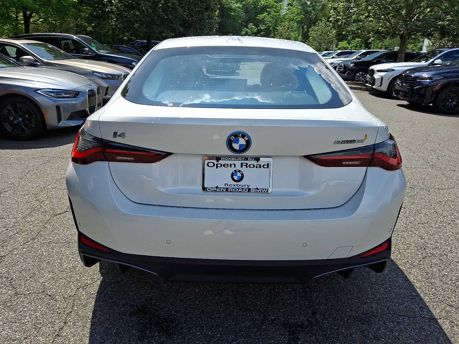 Used 2024 BMW i4 eDrive35 w/ Premium Package RWD image 5
