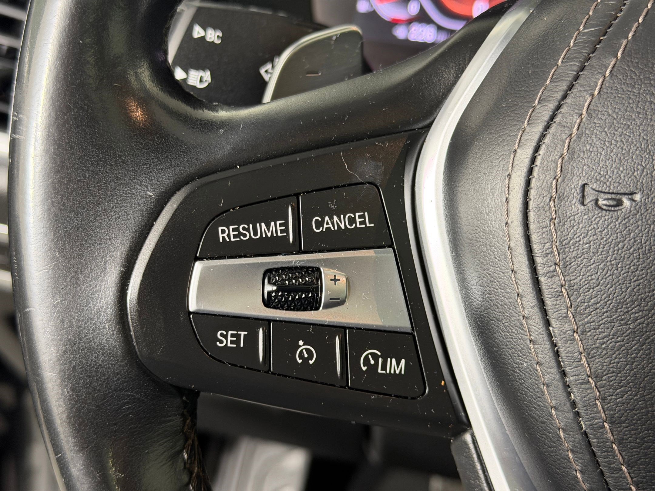 Used 2020 BMW X5 sDrive40i image 17