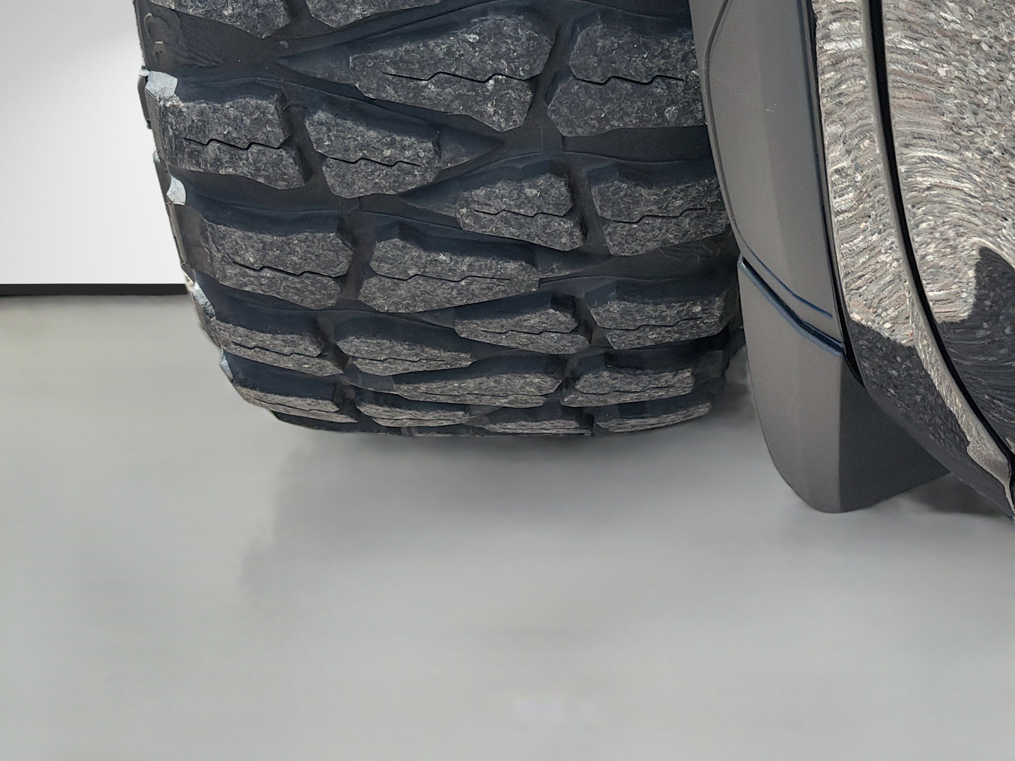 Used 2025 GMC Sierra 1500 AT4 w/ Technology Package image 39