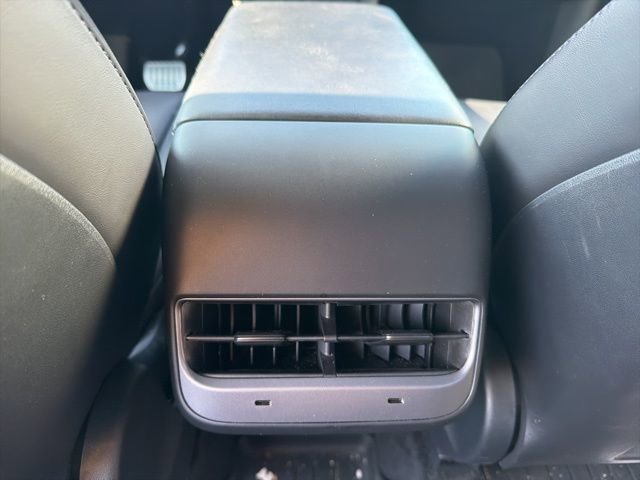 Used 2022 Tesla Model Y Performance image 14