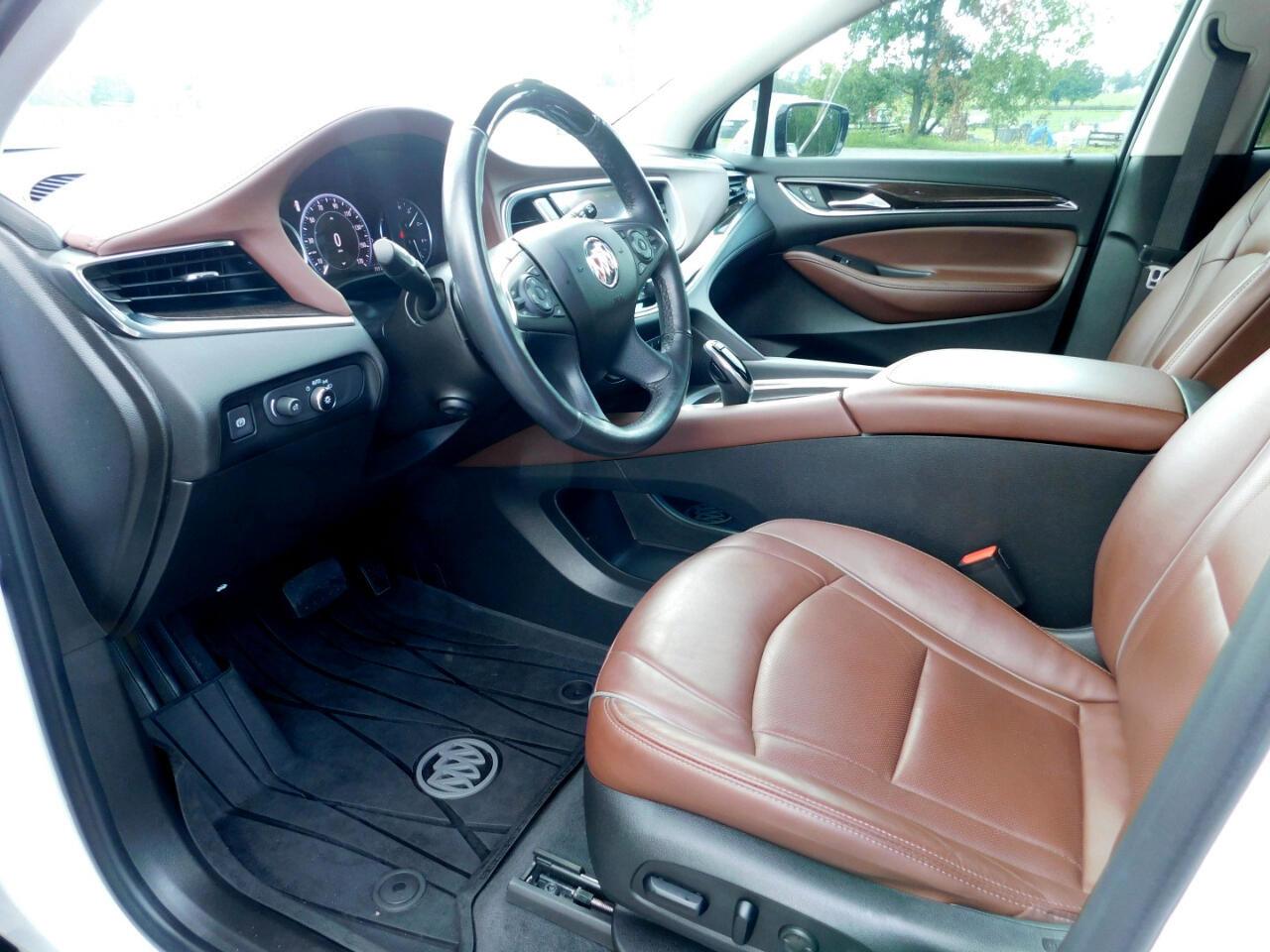 Used 2021 Buick Enclave Avenir w/ Avenir Technology Package image 9
