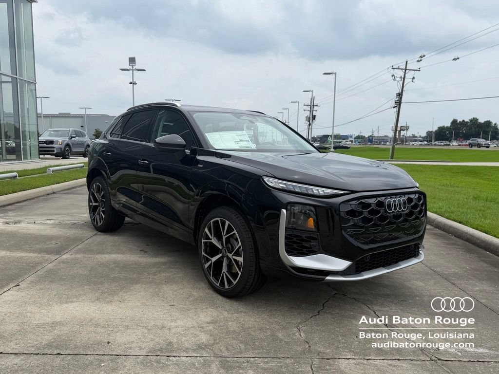 New 2026 Audi Q3 quattro 2.0T AWD/4WD image 5