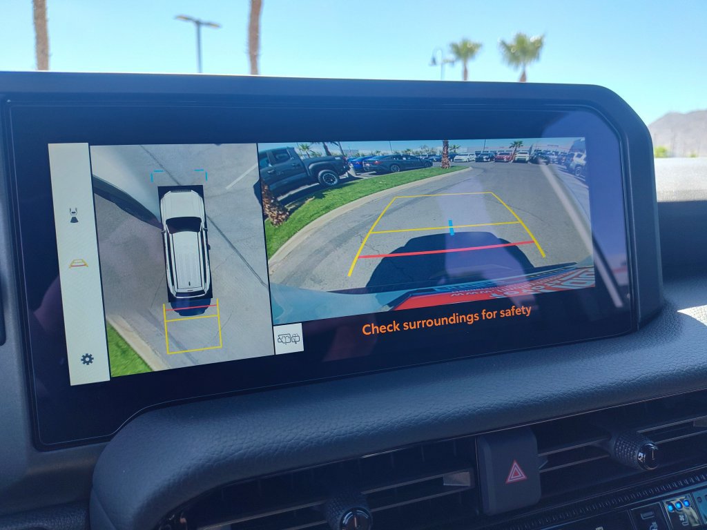 New 2025 Toyota Corolla Cross LE w/ Moonroof Package FWD image 9