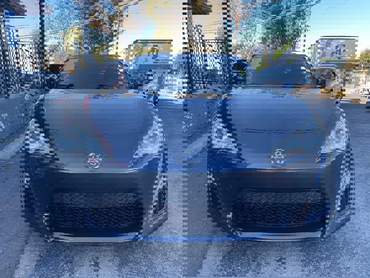 Used 2013 Scion FR-S image 2