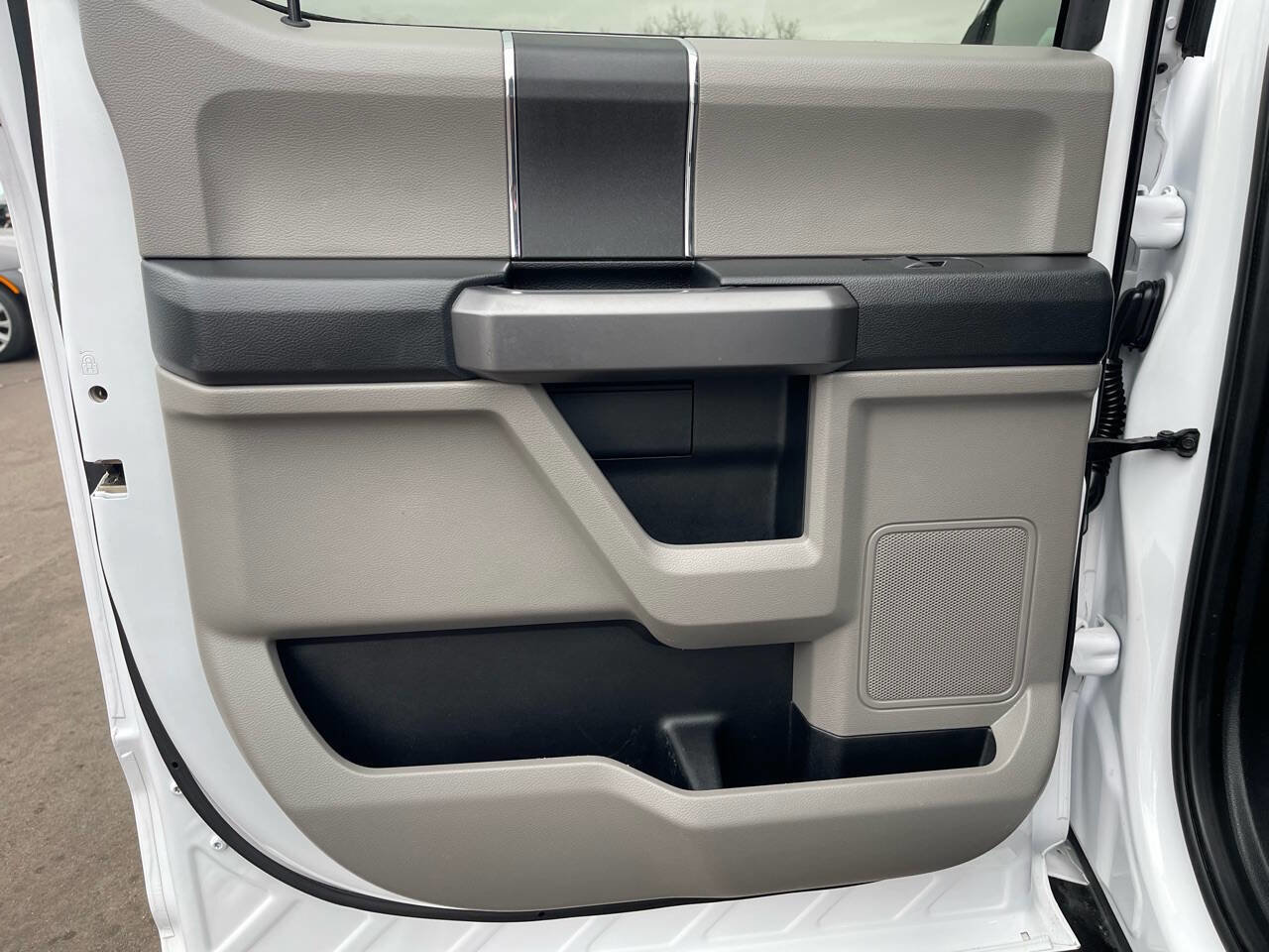 Used 2019 Ford F150 XLT w/ Equipment Group 301A Mid image 13