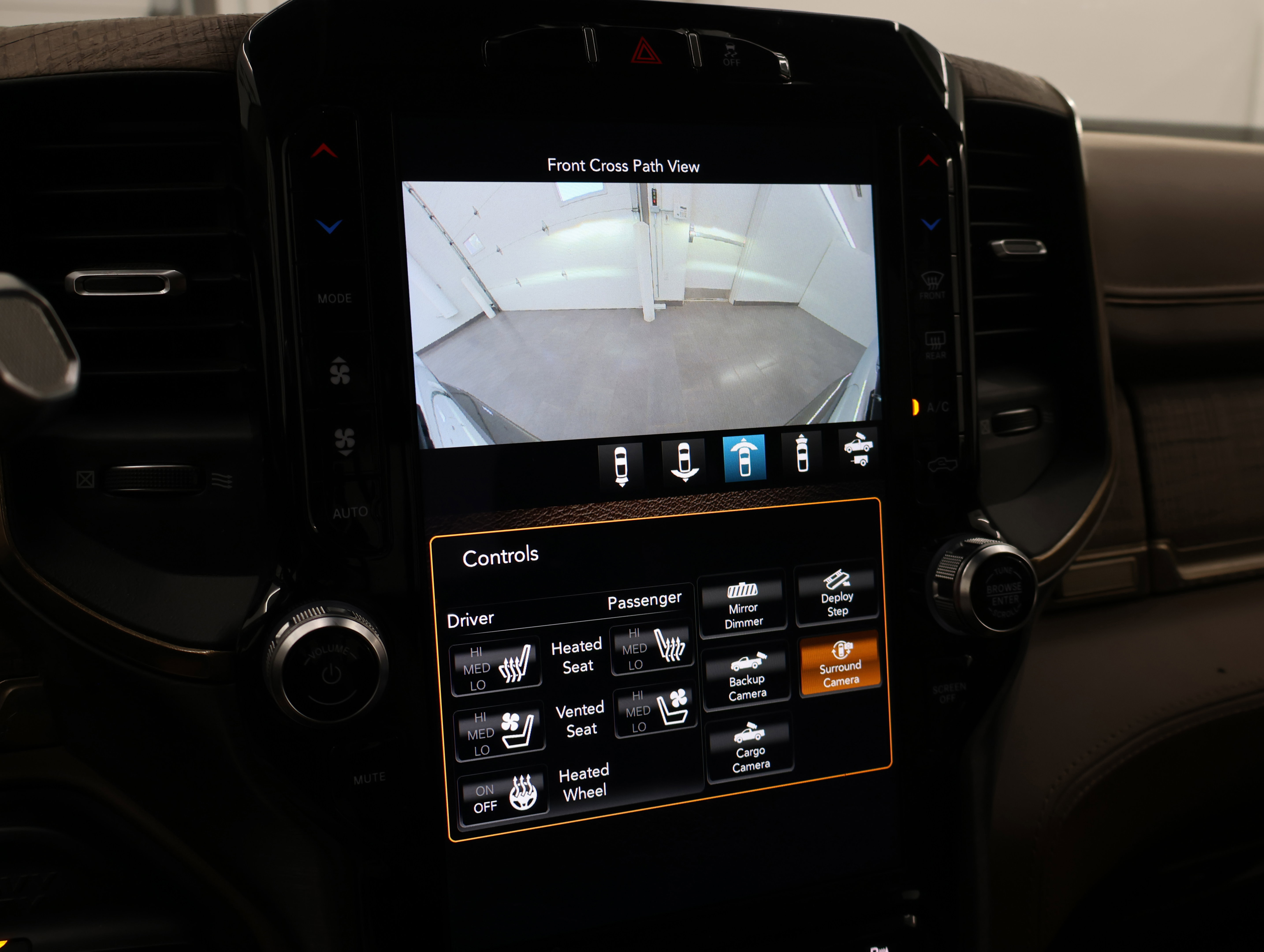 Used 2019 RAM 2500 Limited AWD/4WD image 18