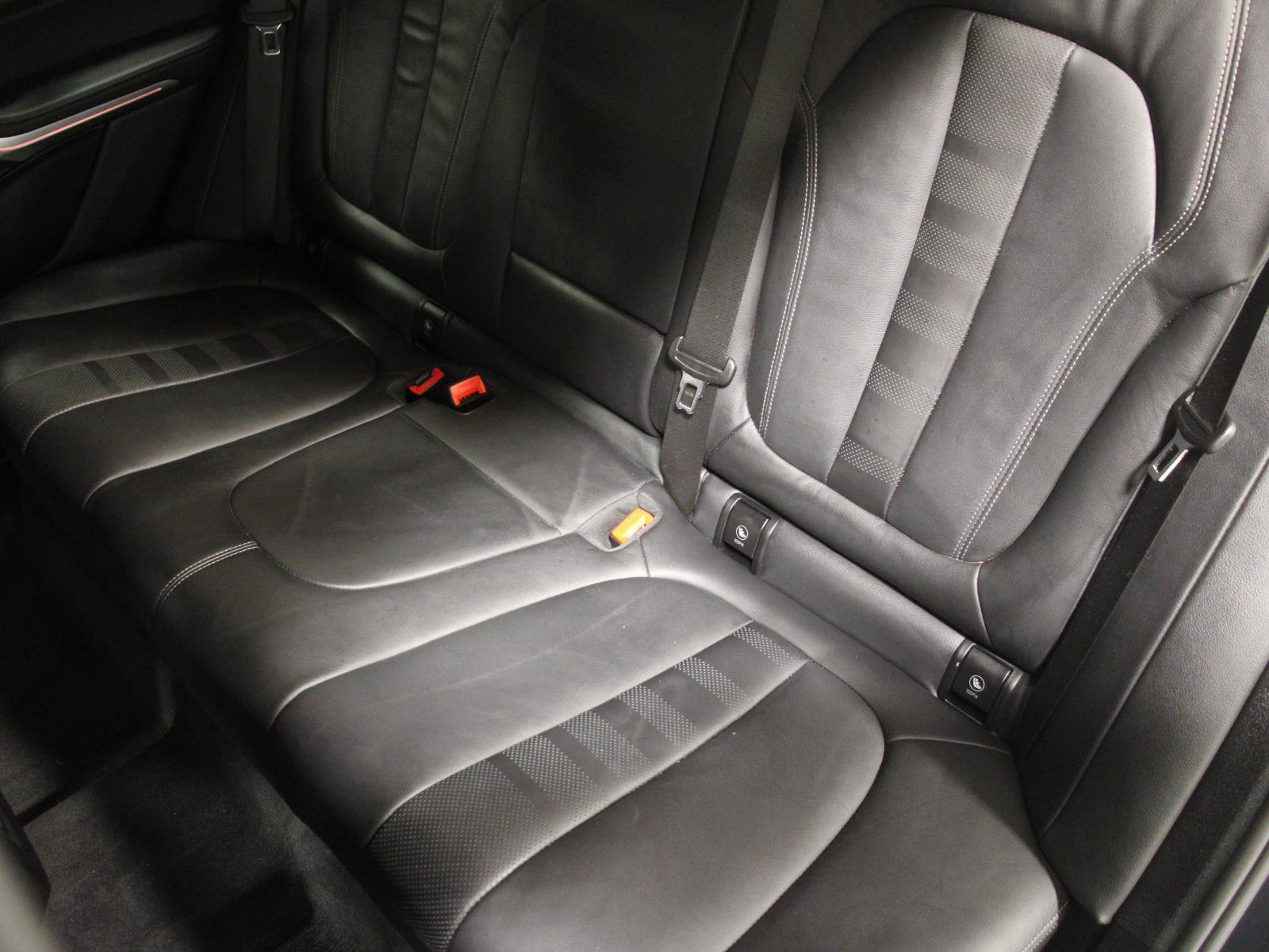 Certified 2022 BMW X5 xDrive40i w/ Premium Package image 14