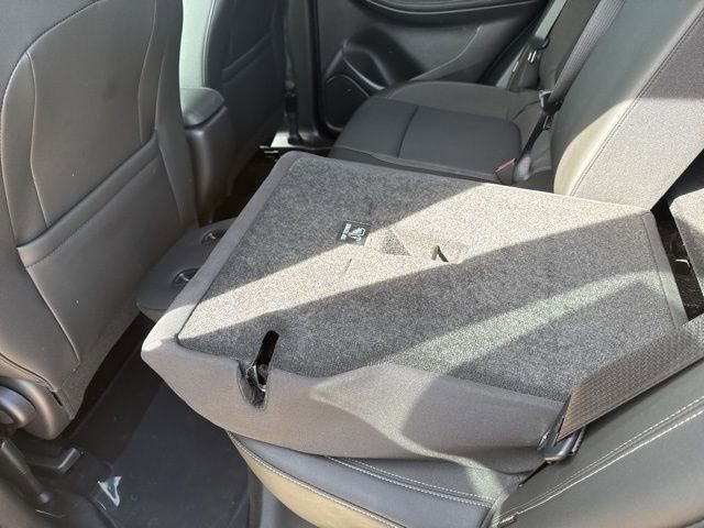 Used 2025 Buick Encore GX Preferred image 34