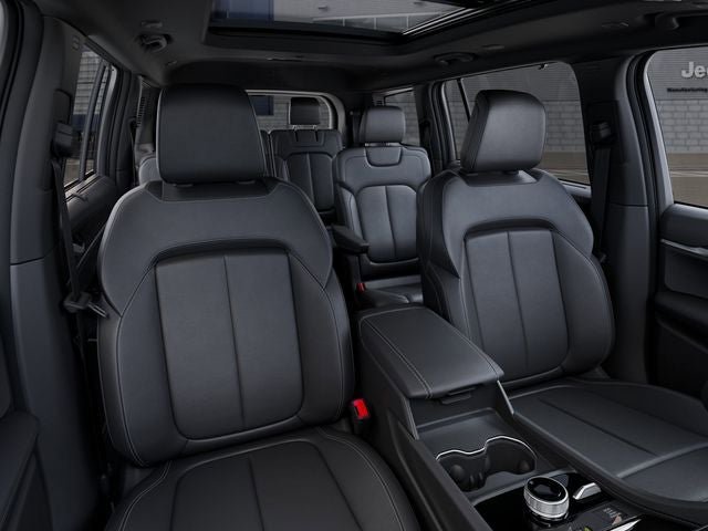 New 2026 Jeep Grand Cherokee L Limited AWD/4WD image 16