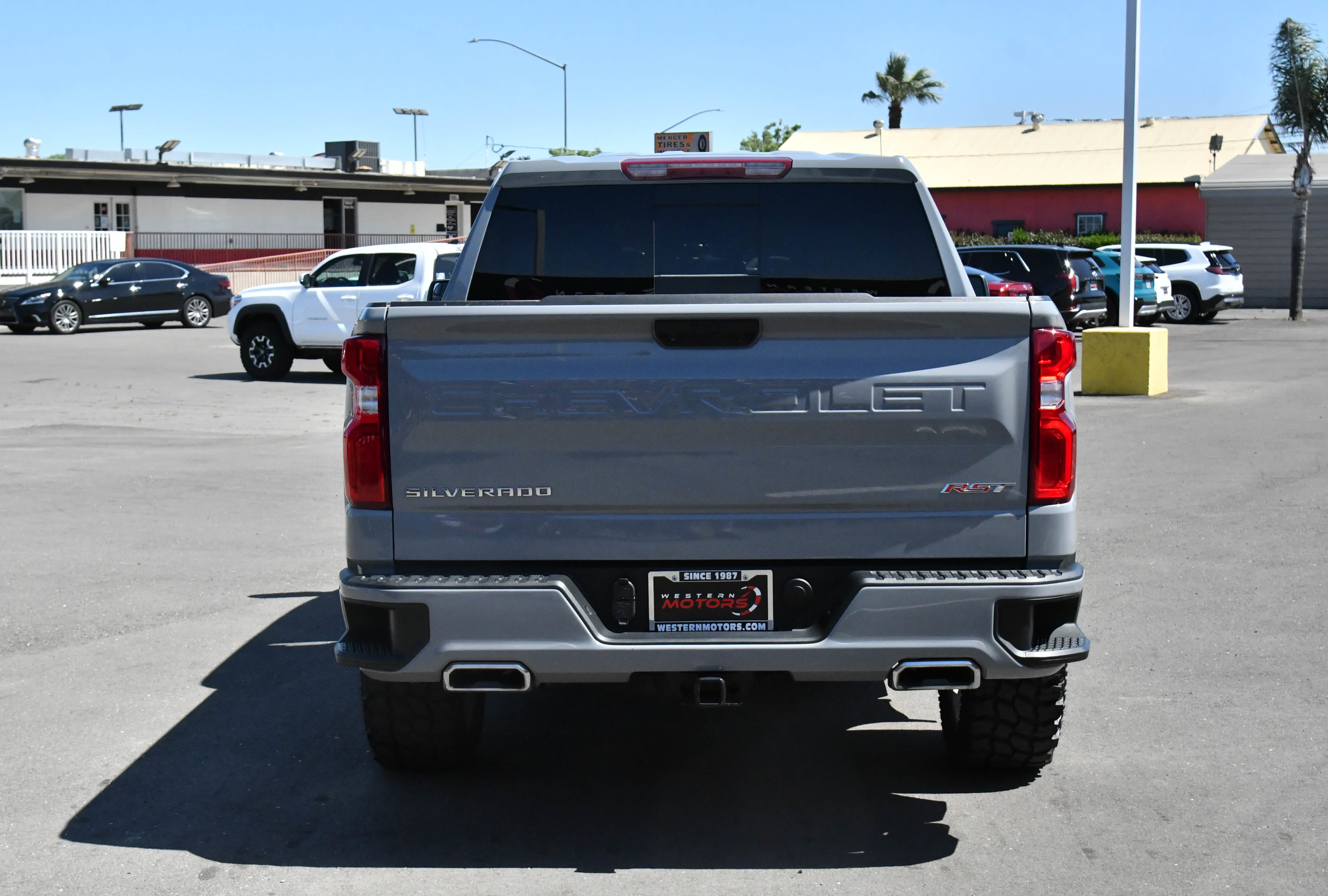 Used 2024 Chevrolet Silverado 1500 RST w/ Convenience Package II image 7