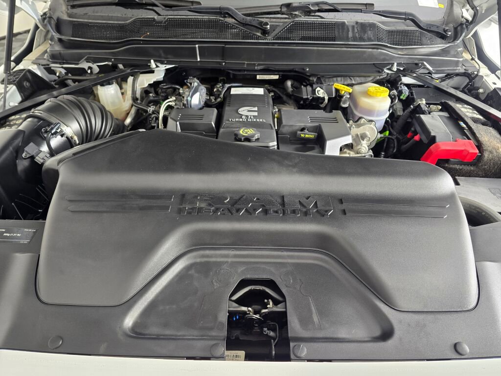 Used 2022 RAM 3500 Limited image 9