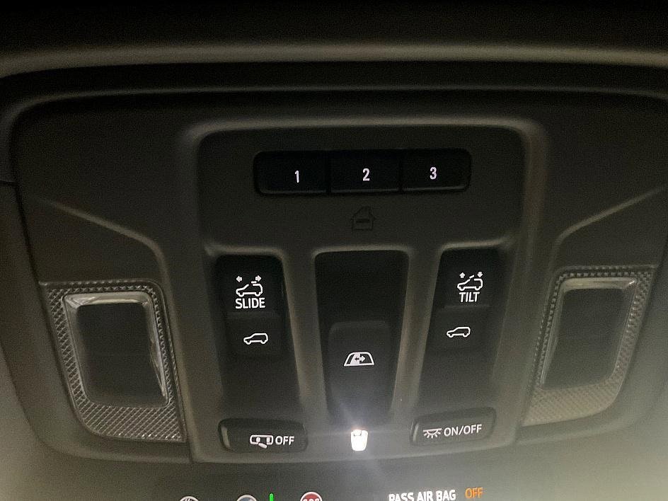 Used 2019 GMC Sierra 1500 Denali w/ Denali Ultimate Package image 27