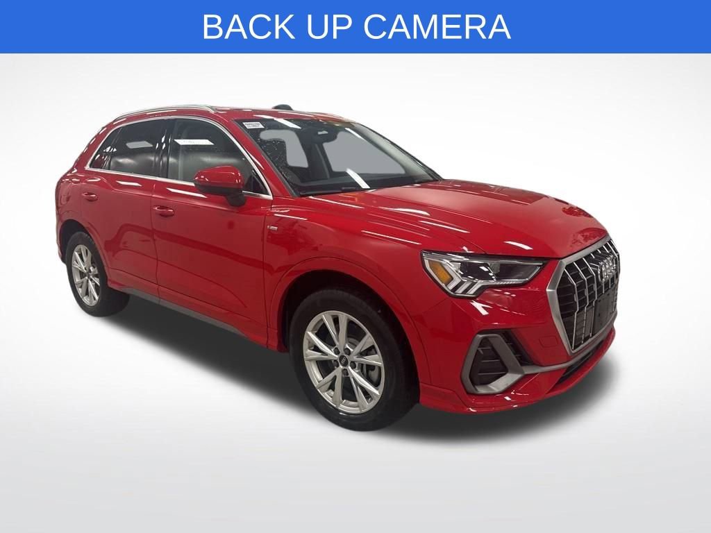 Used 2023 Audi Q3 2.0T Premium w/ Convenience Package AWD/4WD image 9