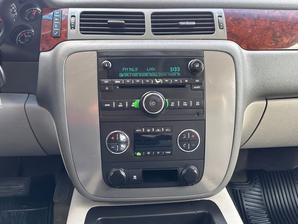 Used 2010 GMC Sierra 1500 SLT AWD/4WD image 30