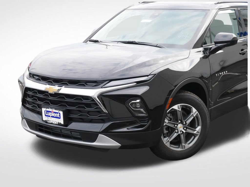 New 2026 Chevrolet Blazer LT w/ Convenience Package AWD/4WD image 28