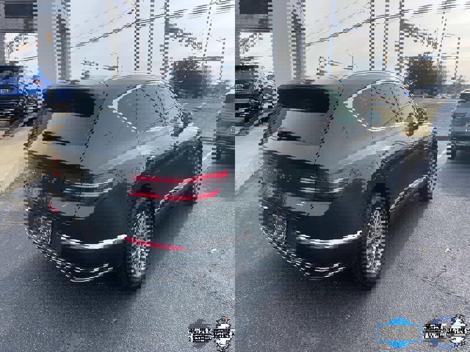 Used 2025 Genesis GV80 2.5T Standard image 5