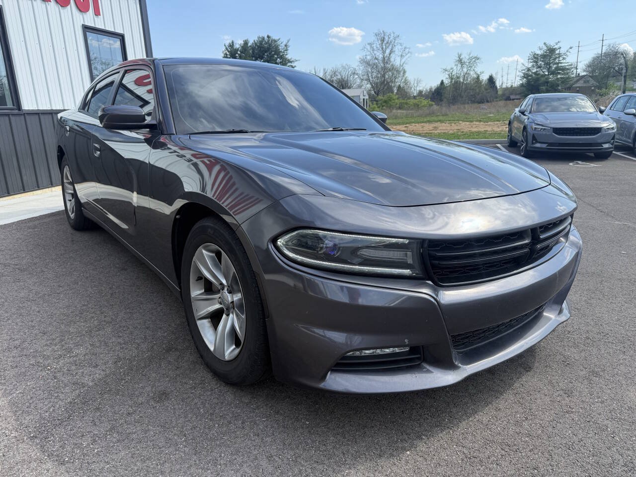 Used 2018 Dodge Charger SXT Plus RWD image 4