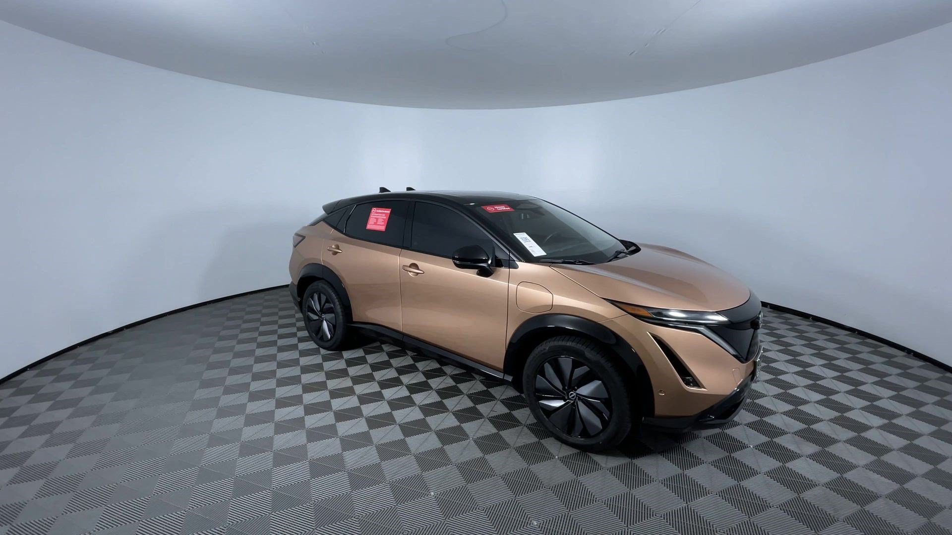 Certified 2024 Nissan Ariya AWD image 2