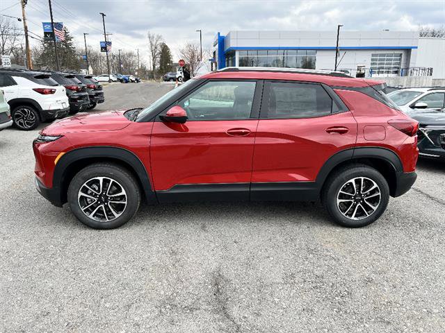 New 2026 Chevrolet TrailBlazer LT w/ LPO, Blackout Package image 2
