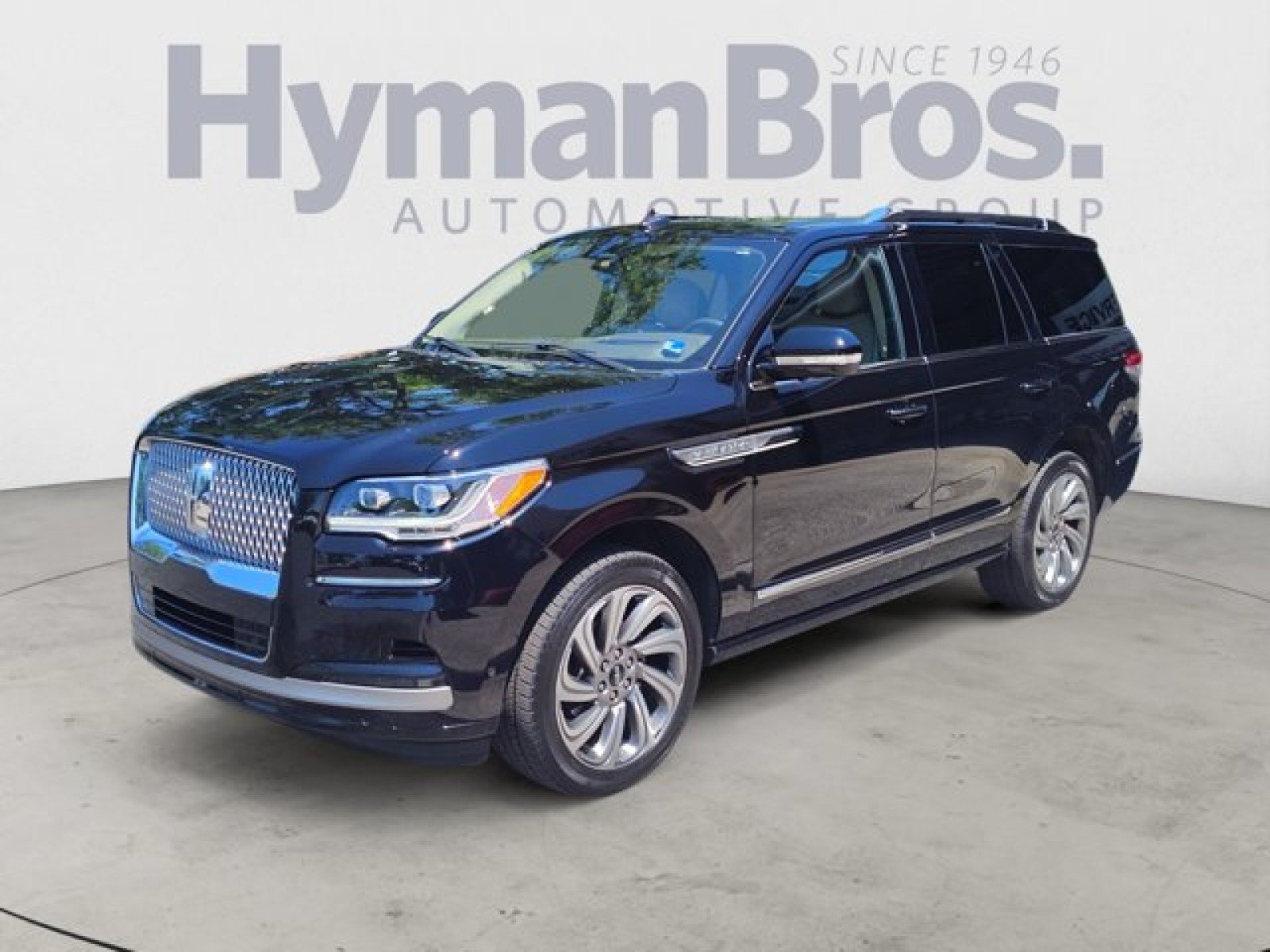 Used 2023 Lincoln Navigator Reserve AWD/4WD image 7