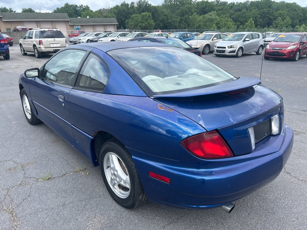 Used 2004 Pontiac Sunfire Coupe w/ 1SB Preferred Equipment Group FWD image 8