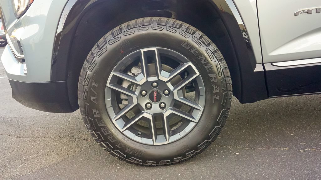New 2026 GMC Terrain AT4 AWD/4WD image 7