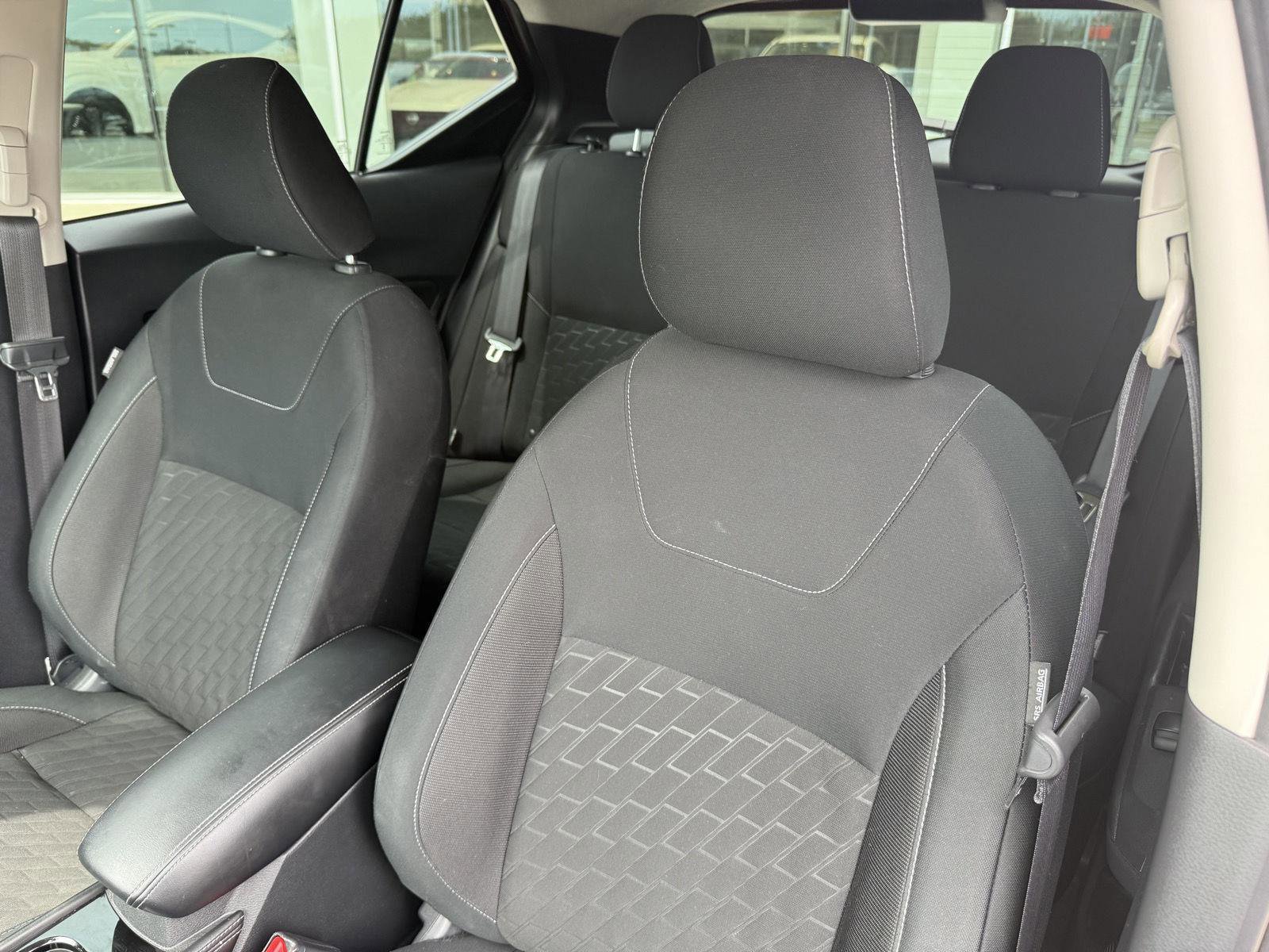 Used 2023 Nissan Kicks SV image 17