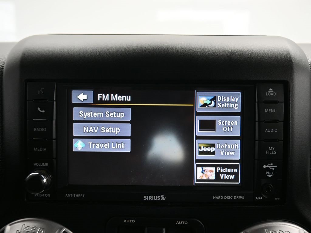 Used 2013 Jeep Wrangler Unlimited Sahara w/ Connectivity Group image 16